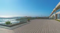 2BR Beach Retreat w/Amazing Views/Pools & Hottubs!