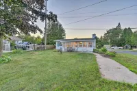 East Tawas Cabin w/ Lake Huron Access & Views - واي فاي