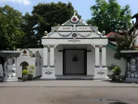 Pramesthi Hotel Hotel in zona Widya Intersat Nusantara