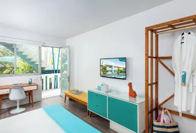 The Vagabond Hotel Hotels in Mimo