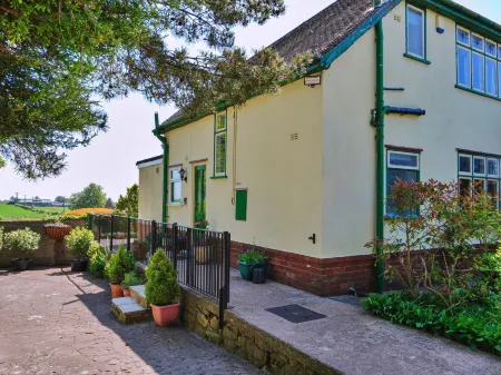 Bryn Tor Отели рядом с достопримечательностью «Bolsover»