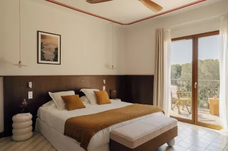 Boutique Hôtel Responsable et Restaurant Basgi Basgi Отели в г. Рапале