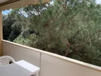 Beautifully renovated flat with shared pool - 2星級