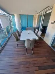 One bedroom Ocean Village Apt - Balkon