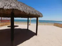 Beautiful 4 Bedroom Bay Front Home! Hotel a Bahia la Choya