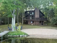 Lakefront Chalet in Northwest Michigan
