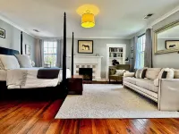 Historic spacious home in the heart of Upperville, VA