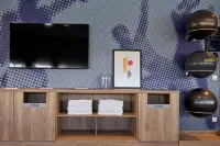 Hampton by Hilton Lyon  Airport - Gym