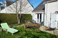 3 bedroom house, gym, jacuzzi and garden