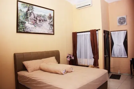 4-bedroom villa in terrific Jogja with AC
