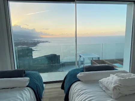 VILLA OCEAN II Luxe Infinity heated pool Отели в г. Асентехо