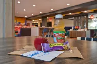 Tru by Hilton Mooresville - breakfast