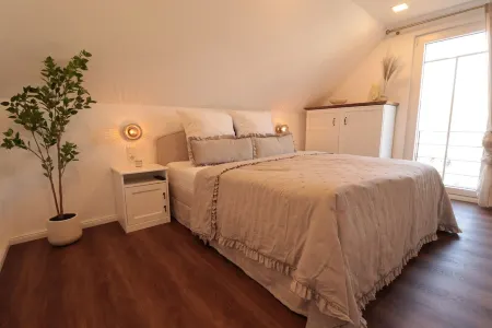 Vacation home "Unter der Burg" in the Vulkaneifel. Directly on the Eifelsteig! Отели в г. Герольштайн