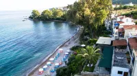 Grekis Hotel & Apartments