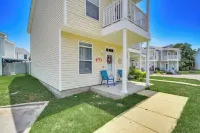 Walk to Beach: Gulfport Retreat w/ Patio - Condos
