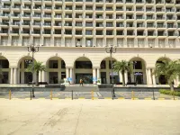 Dahlias : A perfect studio with every facility