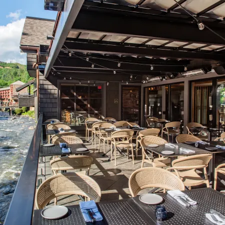 Historic Rocky Waters Inn, A Small Luxury Hotel