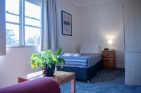 Royal Hotel