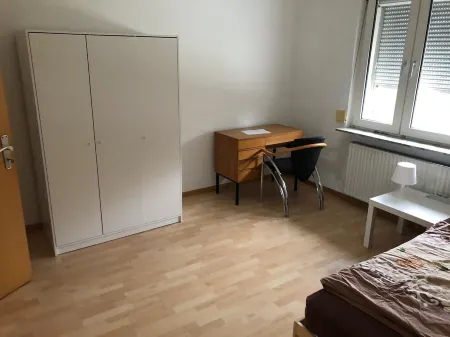 Vacation apartment for the whole team directly on the A45 highway
