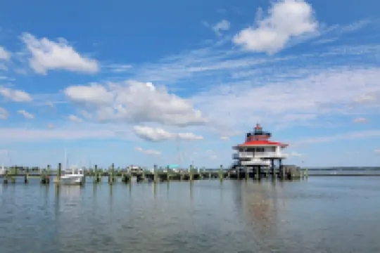 Lovely 3-bedroom house AC  WiFi in the charming Cambridge,Great Location!!!! 劍橋酒店