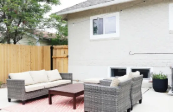 The1928 West • Spacious 5 Br, Putting Green, Pool Table & Arcade Games