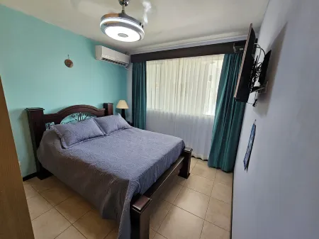 Beautiful Bejuco Beach House Just South of Jaco; Walk to Beach & Pools