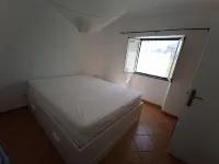 Hilltop farmhouse - nature retreat steps away from scenic trails and the river Hotels in Sao Luis