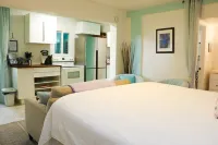 Lavendar Palms - studio with ocean views, w/AC, WiFi, 10 min. to Christiansted