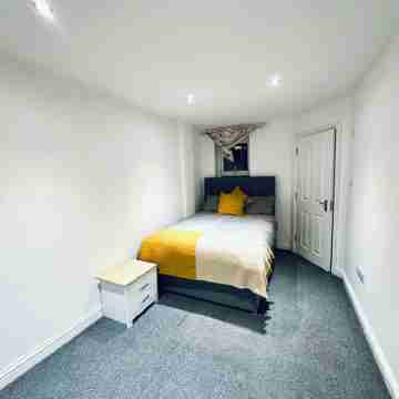 Spacious 2 Bedroom Apartment In Balham Rooms