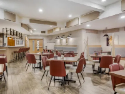 Best Western Plus Bridgewater Hotel  Convention Centre Hotels in Lunenburg