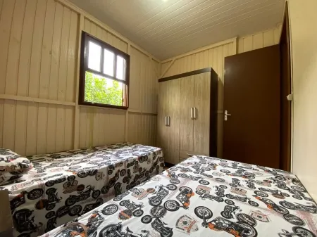 House located 30 minutes from Gramado. Отели рядом с достопримечательностью «Três Coroas RS»