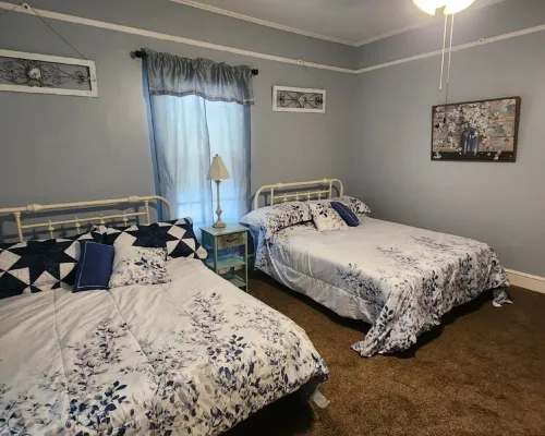 Charming 2Br-3Bed Home with WiFi Wooden Rockers on Porch in Wonderful Kannapolis Hotels in Kannapolis
