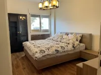 Charming Country Club Ehden apartment Hotel di 