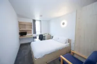 Keynes College - parcheggio