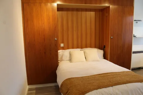 Modern studio apartment with parking