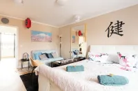 - Zen Haven Luxurious 3-Room Japanese-Themed Apartment with Balcony -