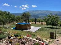 Galileo Holiday House. Nature and relaxation with sauna, swimming pool and pets allowed.