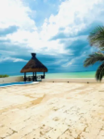 Spacious 4-bedroom house in delightful Progreso with WiFi AC …the best views in