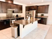 Private Cozy Room in a House 5mins to DT, Simi Valley View, Accessible to City! Hotels in Simi Valley