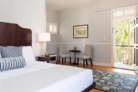 Elliott House Inn Отели в г. Фоли Бич