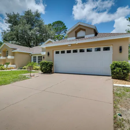 Spring Hill Home w/ Private Pool & Games!