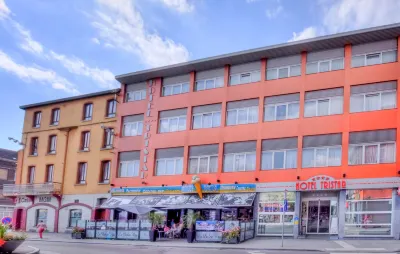 Hotel Tristar โรงแรมใน