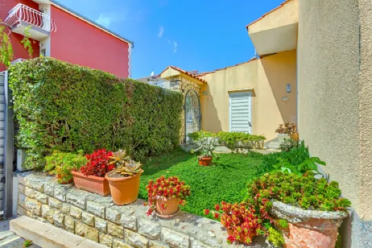 Brand new design apartment with big terrace Отели рядом с Аэропорт Сплит