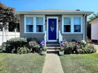 Brayton Point Beach Bungalow in Somerset Massachusetts Hotels in Somerset