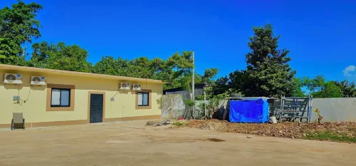 2-Bedroom, 1-Bathroom villa with AC, WiFi, and Free Parking!