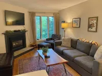 Cozy 3 Bedroom Condo located just steps from Sugarbush