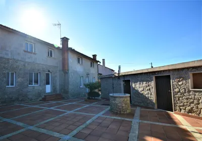 A Casa das Roma - Cambados Casa Rural附近的飯店