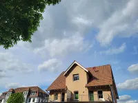 Tolle Wohnung mit Balkon und Blick auf den Emssee - Keine 300 m zum Marktplatz! Hotels in Warendorf