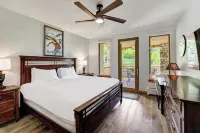 Elkhorn Lodge