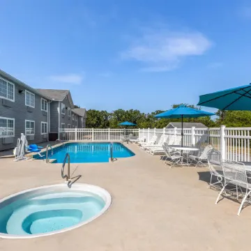 Days Inn by Wyndham Mountain Home